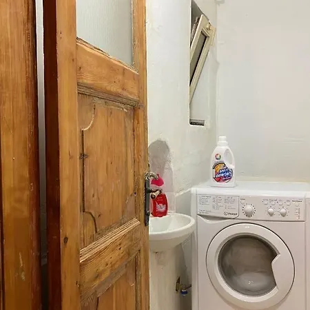 Διαμέρισμα Artful Bohemian&genuine Galata Experience 4nd *